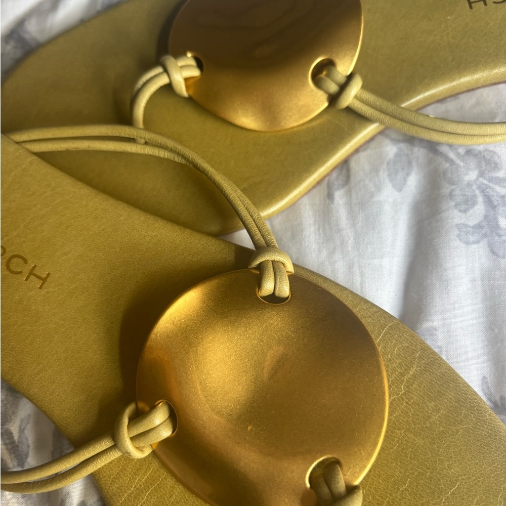 Tory Burch Pato Olive & Gold Disk Sandals - Picture 4 of 11